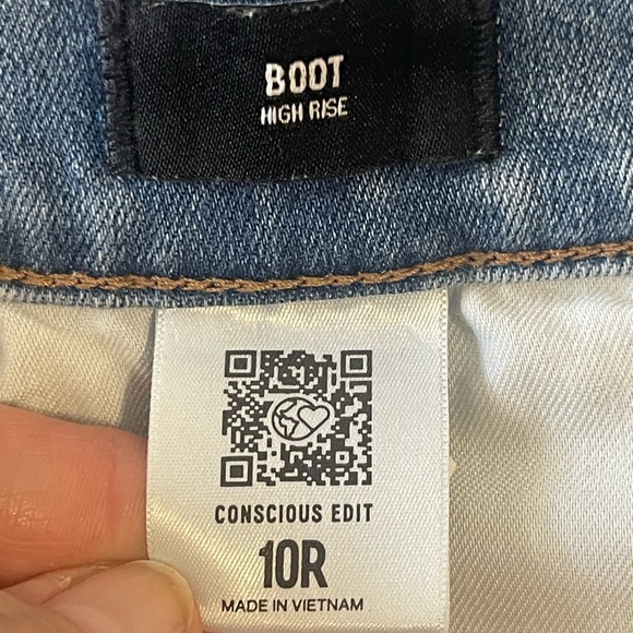 Express Women's Jeans Boot High Rise  Stretch Size 10 R - Picture 4 of 12